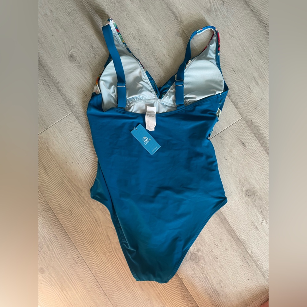 #0037 -Cupshe Blue Floral One-Piece Swimsuit - Picture 4 of 4